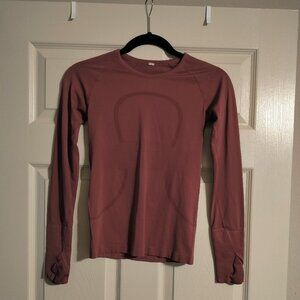 Luluemon Long Sleeve Top Size S